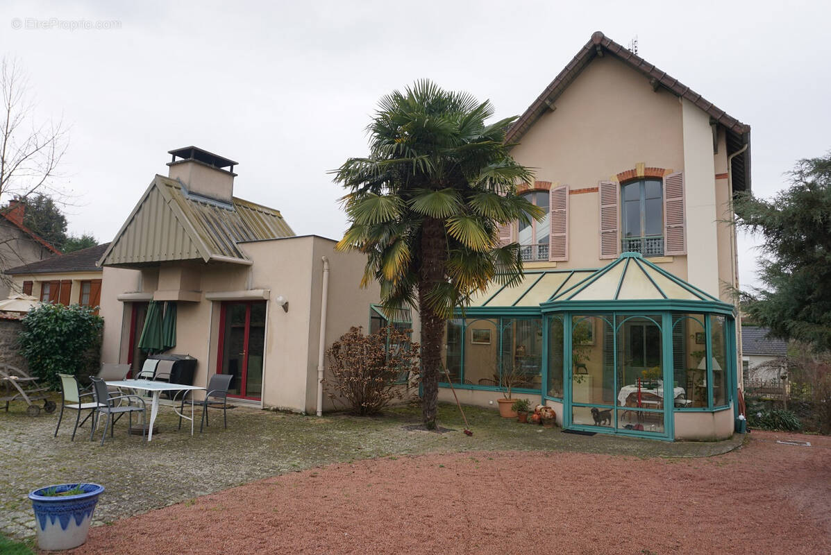 Maison à PARAY-LE-MONIAL