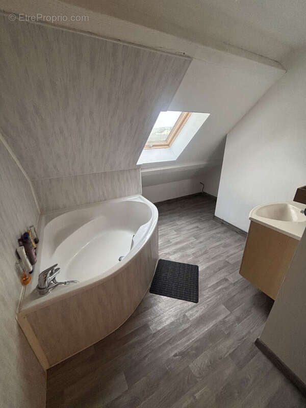 Photo 9 - Maison à GUEUGNON