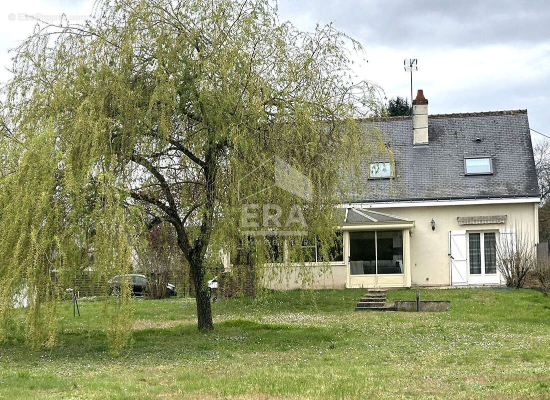 Maison à MONTS