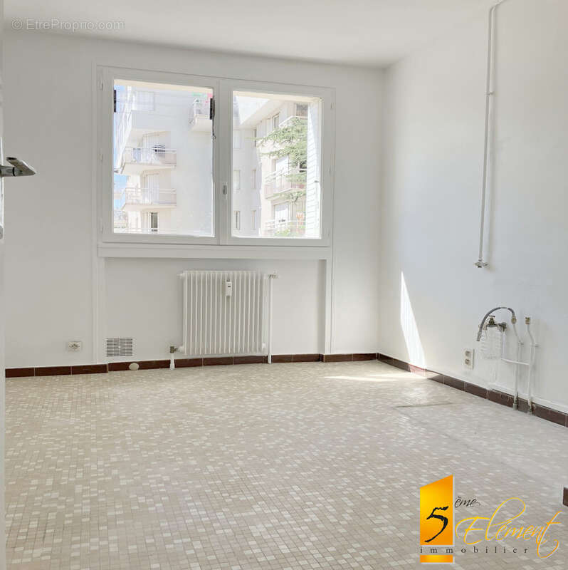 Appartement 52 m² à Lyon-8e  - photo 5