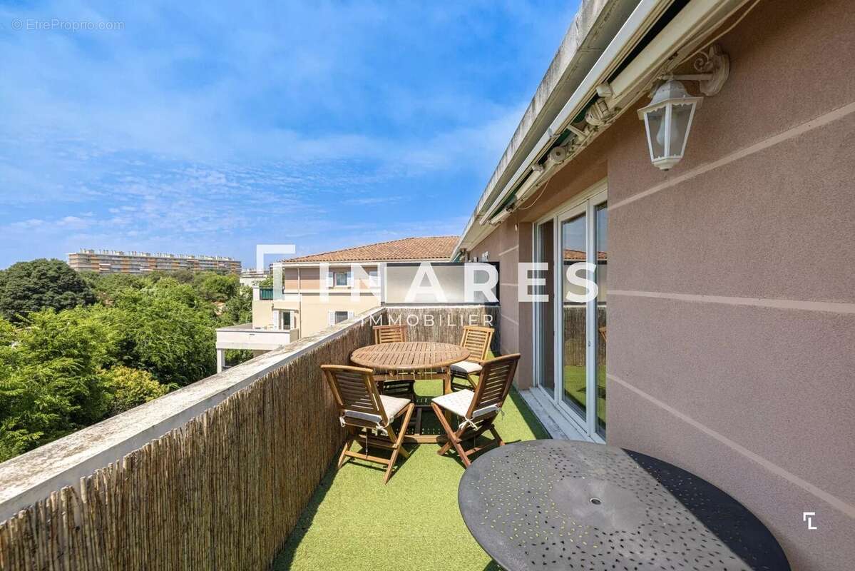 LE PRIVILÈGE – Appartement T4 de 98m² – Terrasse – 13009 - photo 15