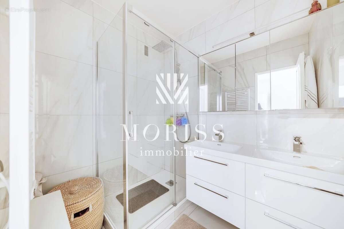 Courbevoie – Appartement 4 pièces + 12 m² de balcon – Métro La Défense - photo 13