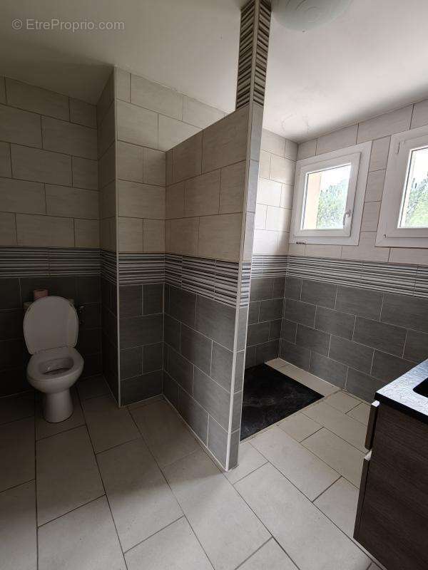 Maison à BAGNOLS-SUR-CEZE