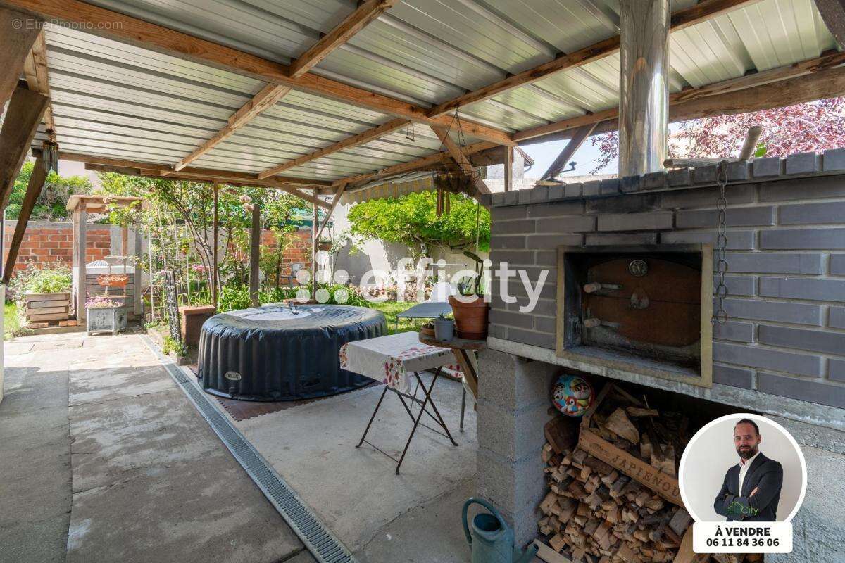 Maison 115 m² à Villeneuve-Le-Roi  - photo 14