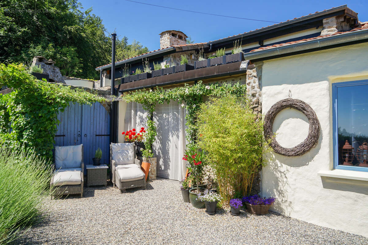 Maison avec restaurant + licence iv - photo 4