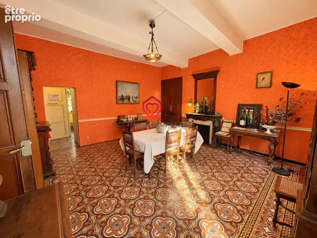 Maison de maître historique avec dépendances - photo 8