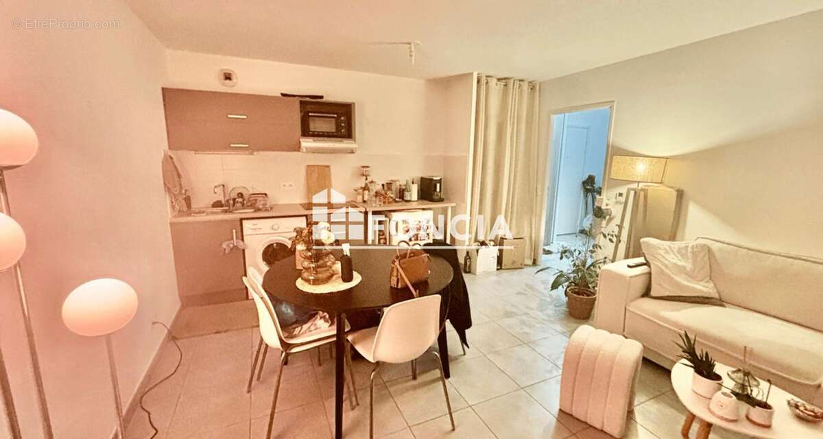 Appartement à SAINT-JEAN-DE-VEDAS