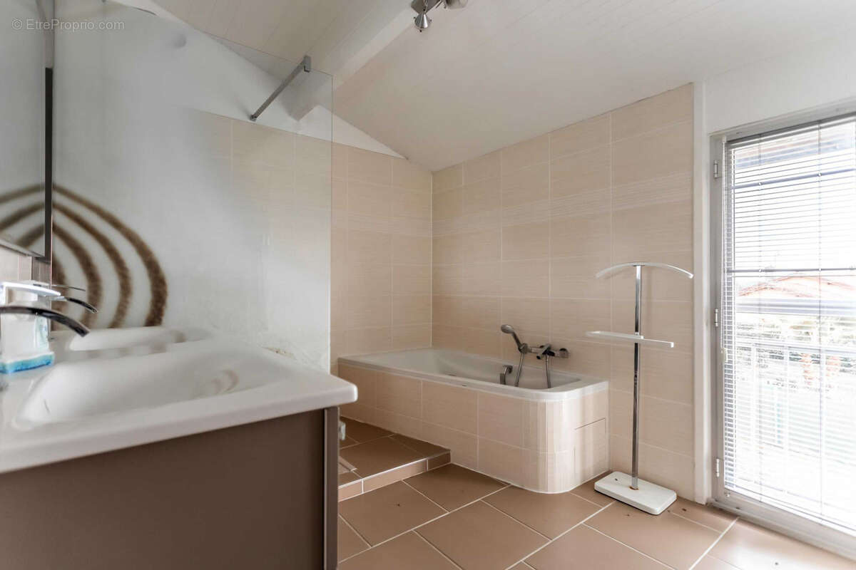 Village property with gite/annexe - photo 33