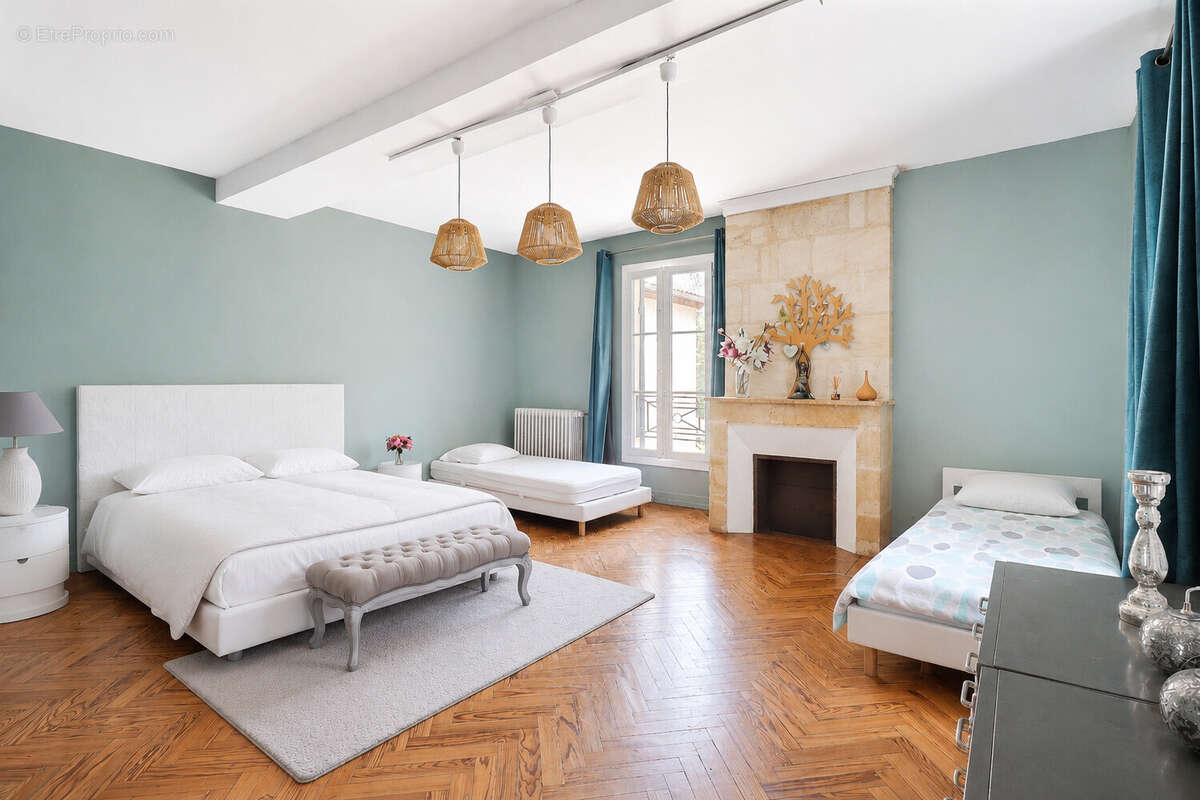 Propriété 438 m², piscine et parc arboré - photo 11
