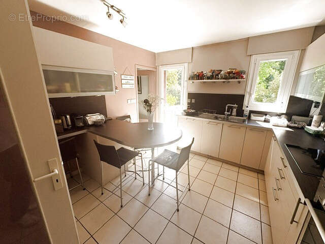 Maison à VAULX-MILIEU