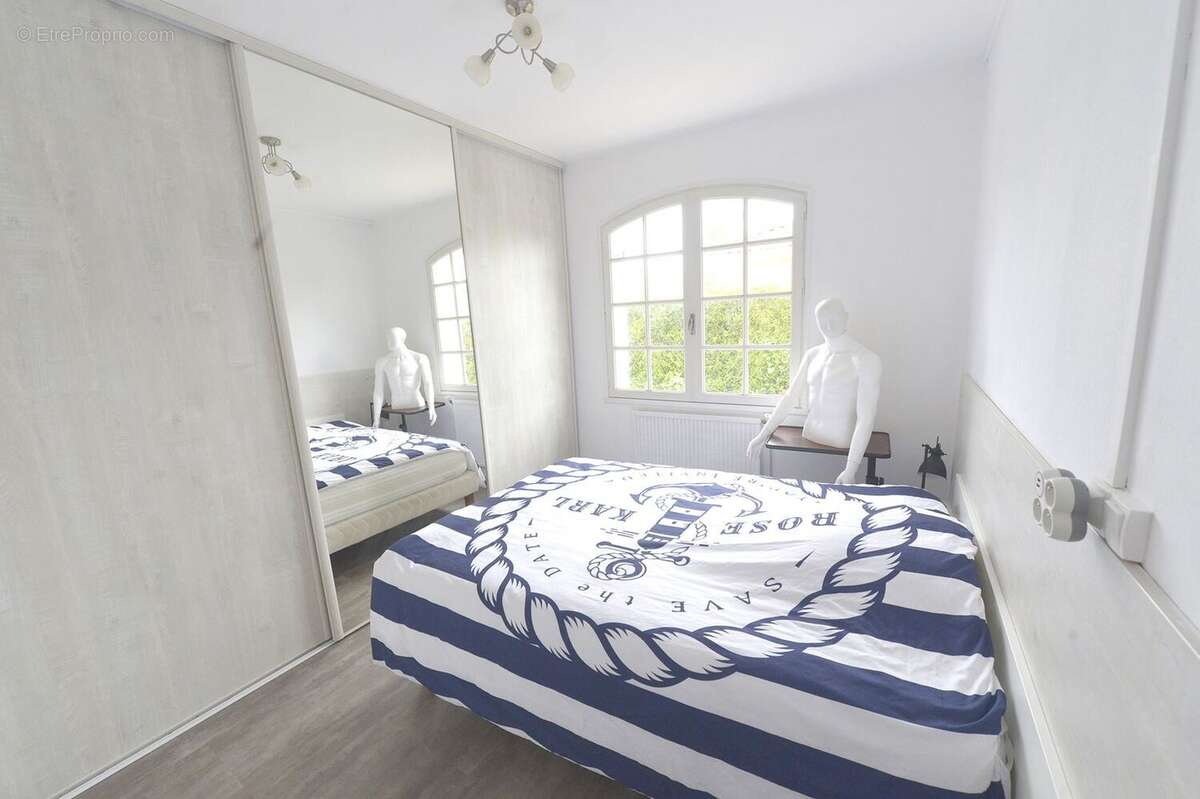 Maison à SAINT-GEORGES-DE-DIDONNE