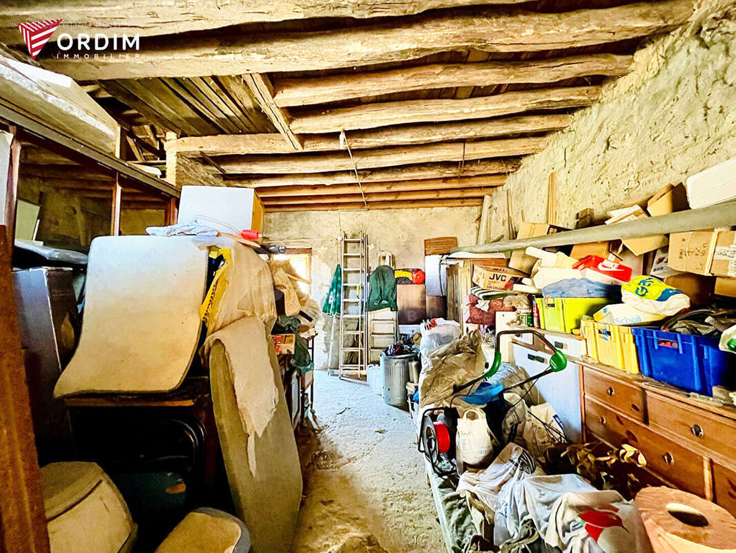 Maison à SAINT-AMAND-EN-PUISAYE