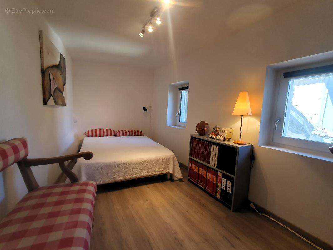 Appartement à VILLEFRANCHE-DE-ROUERGUE