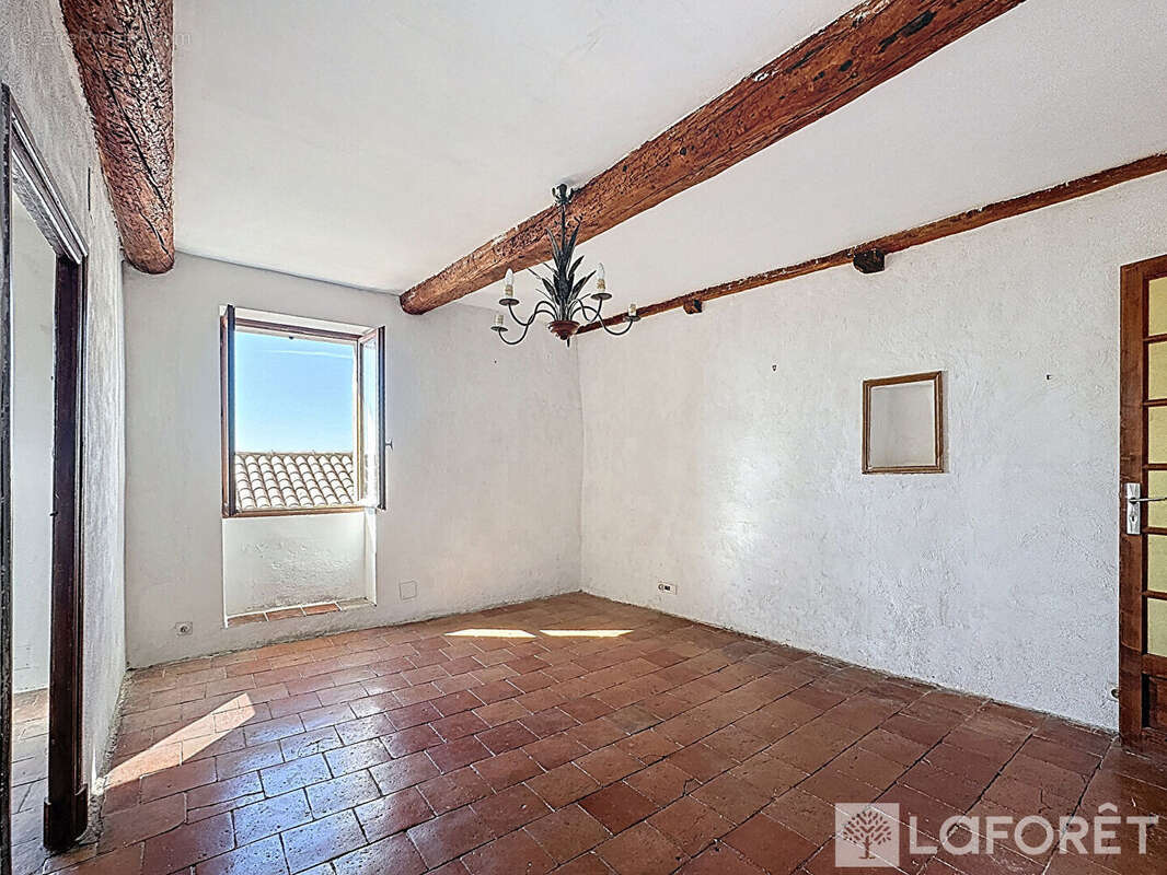 Roquebrune Cap Martin- 2  pièces 45m² avec beau potentiel - photo 5