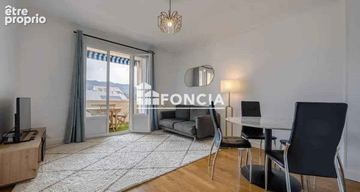 Aix les bains- Coup de cœur – Appartement T3 rénové avec 2 terrasses et vue montagnes - photo 5