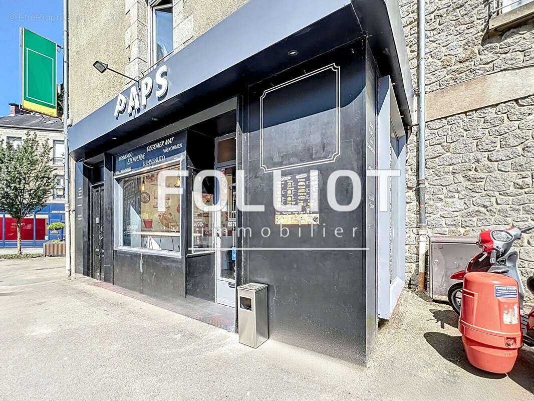 Commerce à FOUGERES