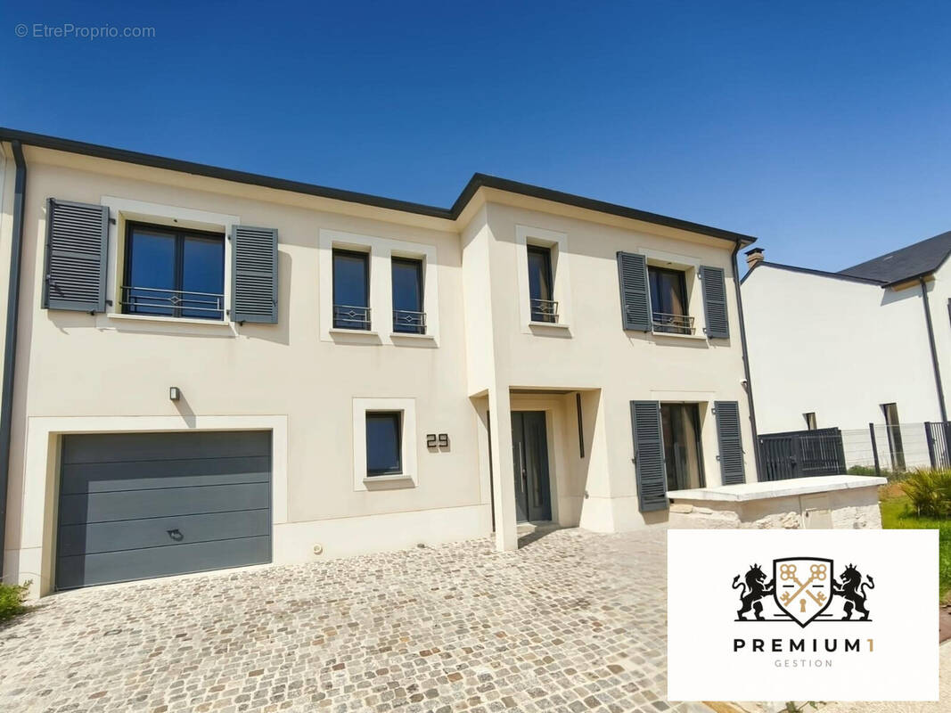 Maison à SAINT-WITZ