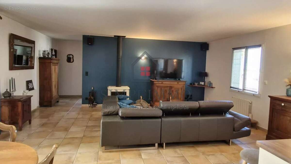 Maison T4 + 2 studios de 20m2 - photo 7