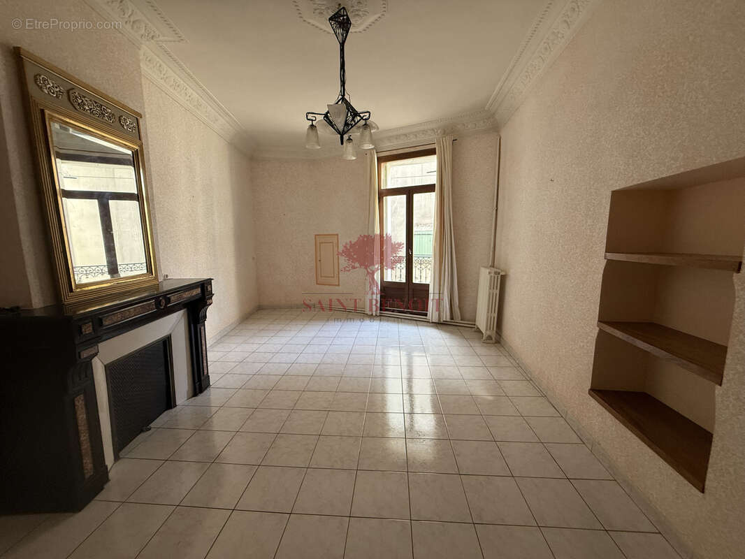 A vendre maison de village avec garage saint-saturnin de lucian - photo 3