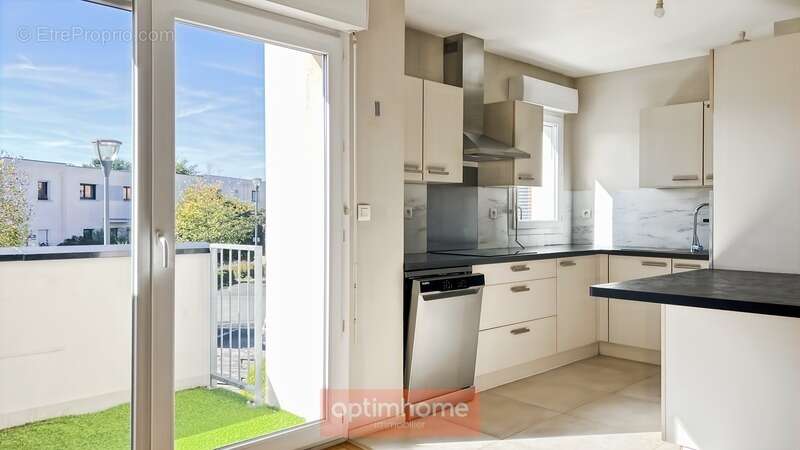 Appartement à VEZIN-LE-COQUET