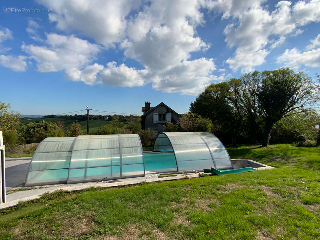 Maison à LE CREUSOT