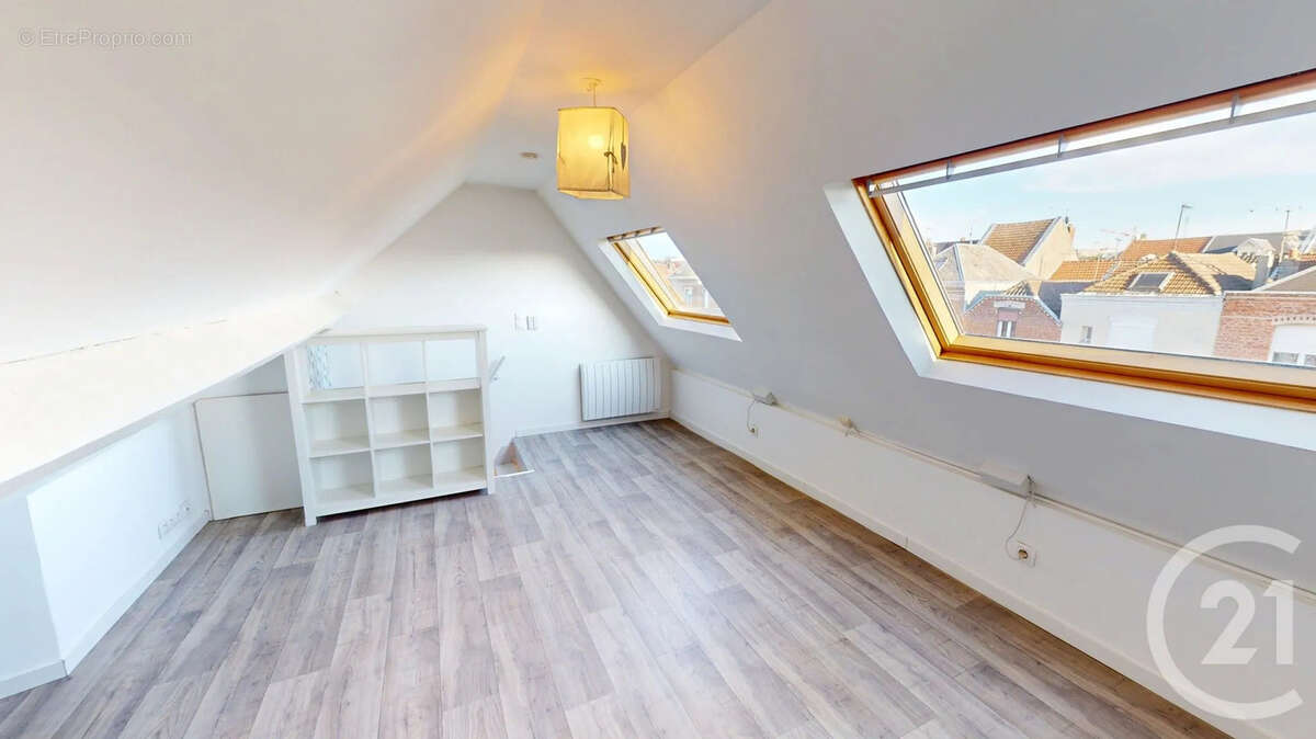 Maison à SAINT-QUENTIN