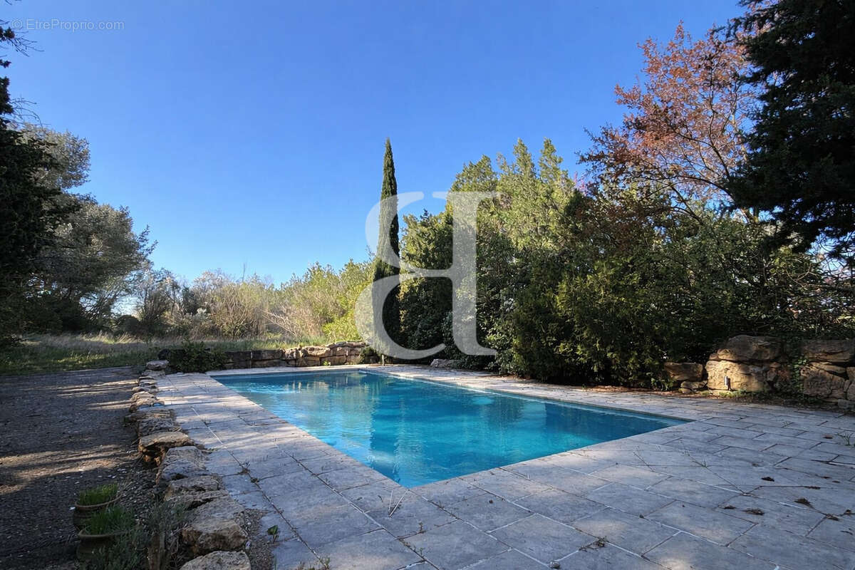 Maison à VAISON-LA-ROMAINE