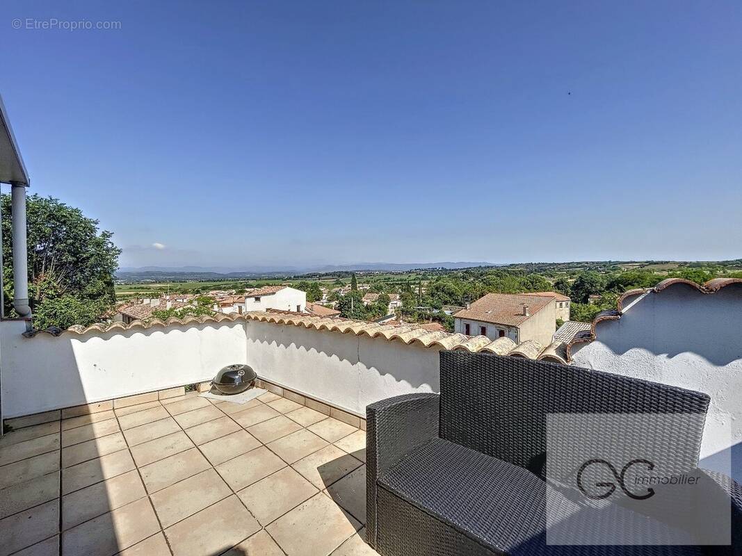 Maison à CORNEILHAN