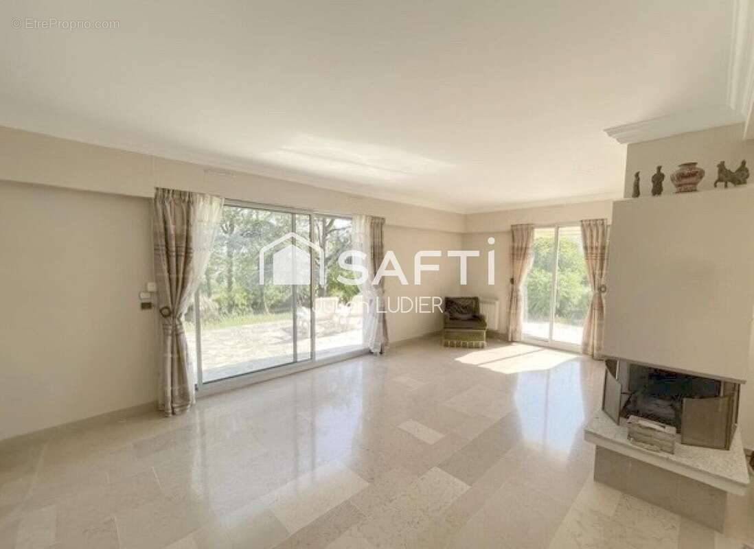 Photo 6 - Maison à CORBEIL-ESSONNES