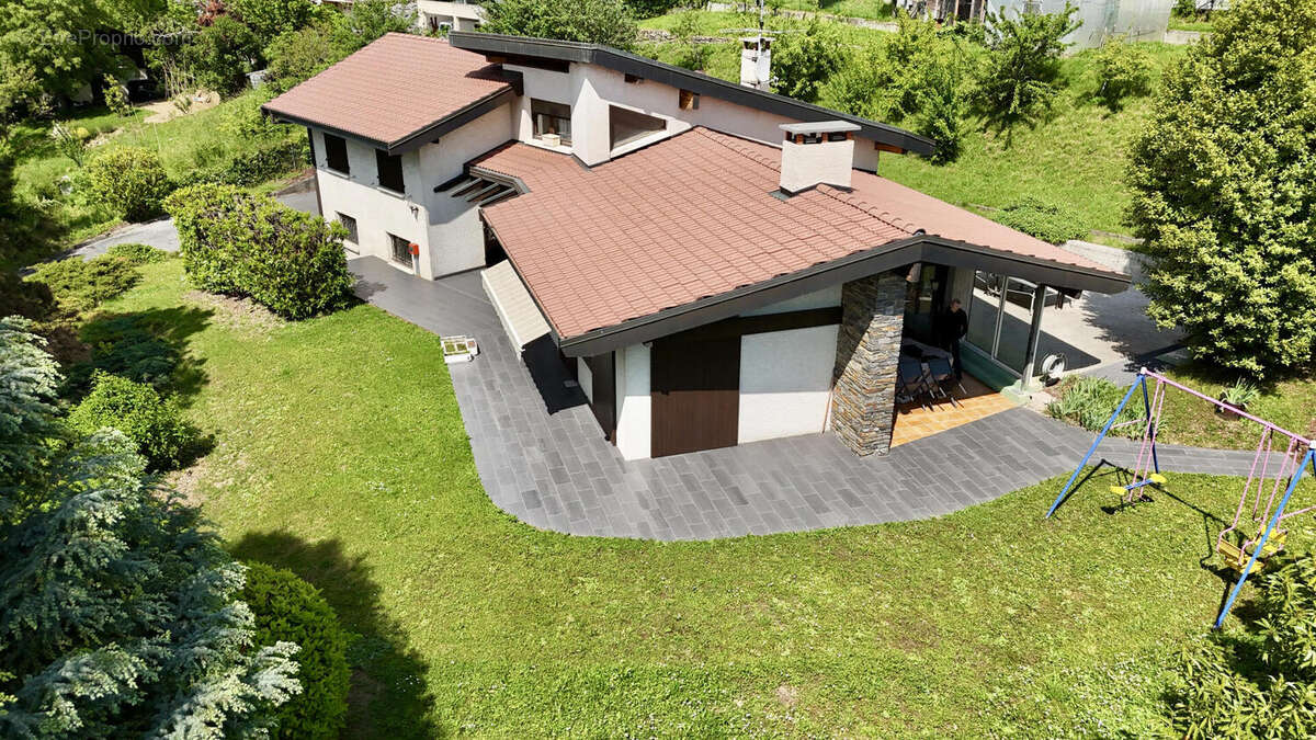 image00013 - Maison à VETRAZ-MONTHOUX