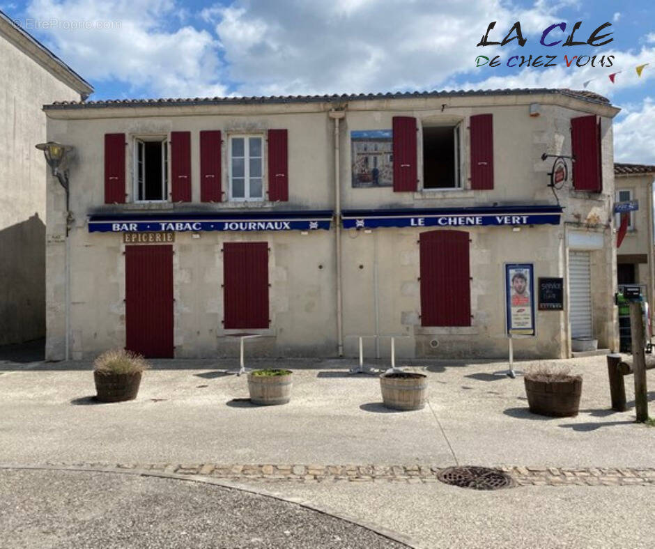 Appartement à MAILLE