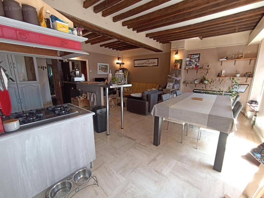 Photo 1 - Appartement à BOISSY-L'AILLERIE