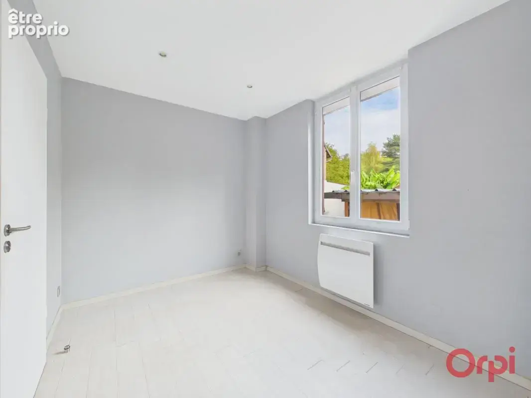 Appartement À Vendre - photo 2