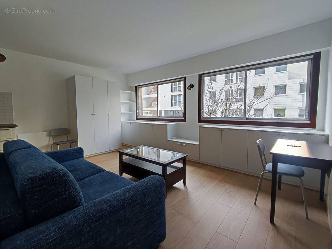 Appartement à PARIS-11E