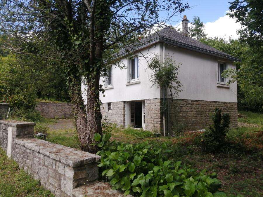 Maison à LARRE