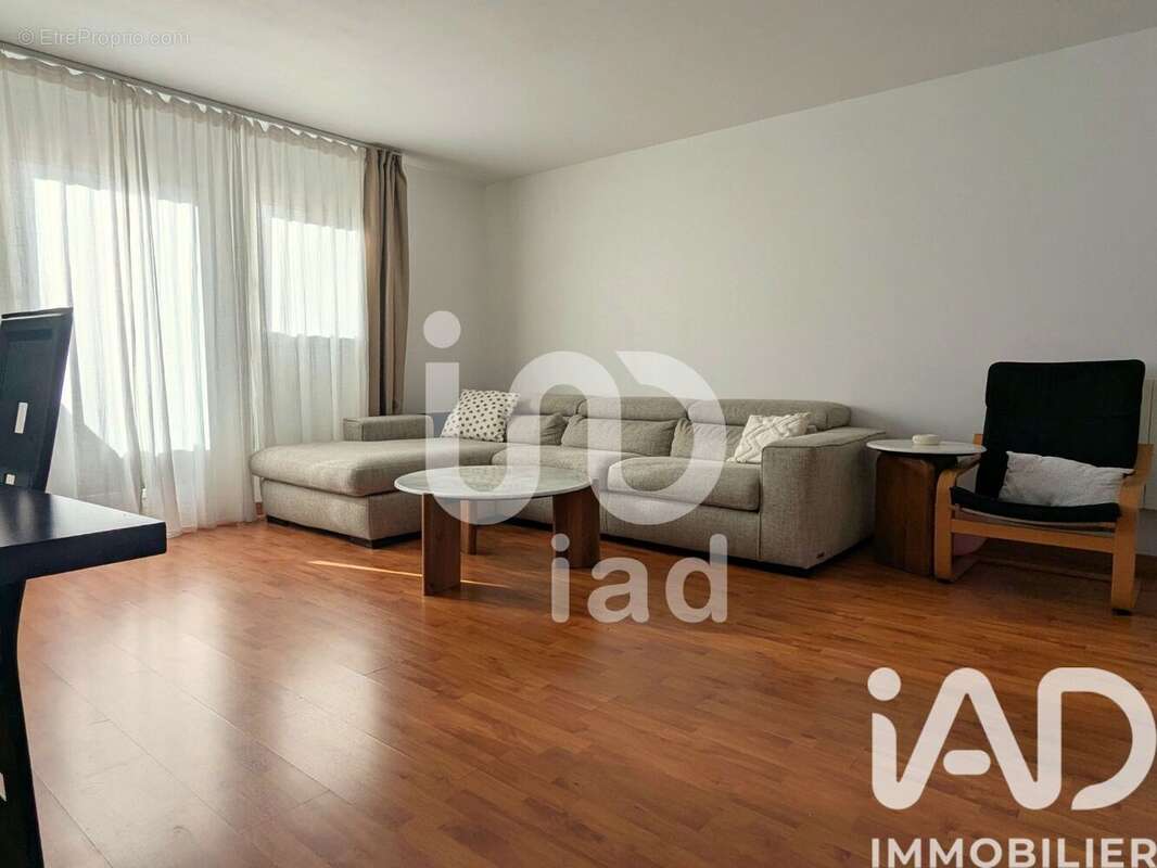 Photo 2 - Appartement à NOISIEL