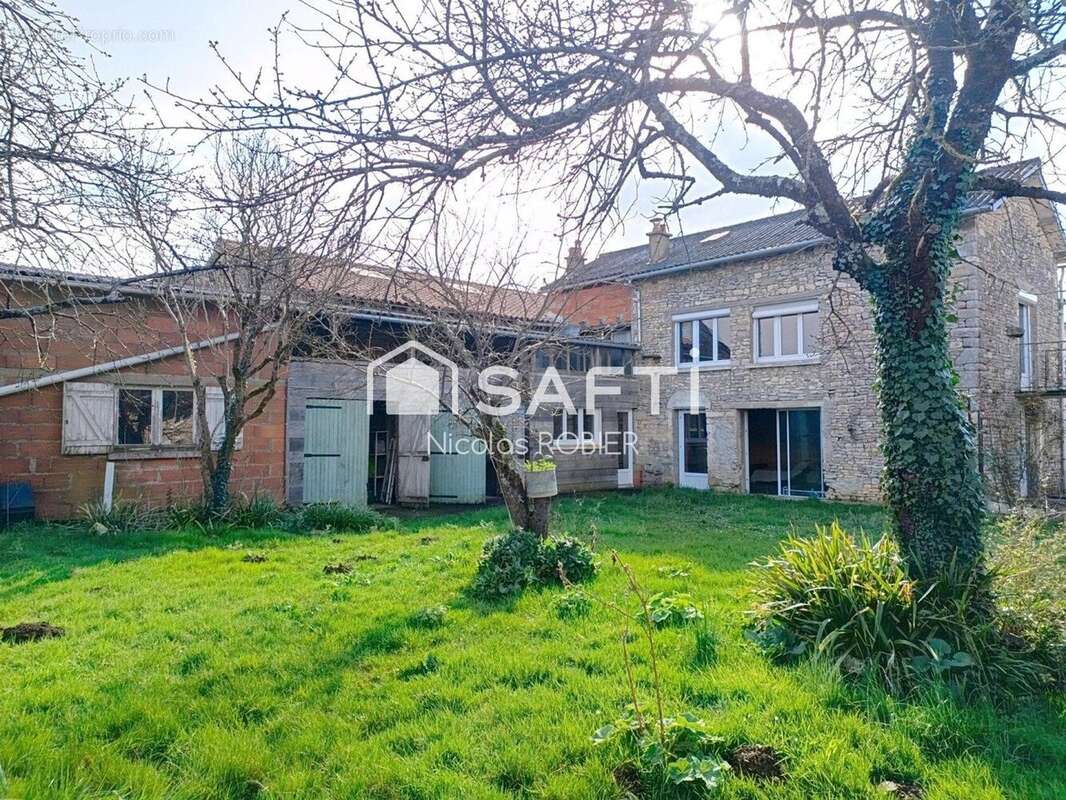 Maison 116 m² à Rom  - photo 2
