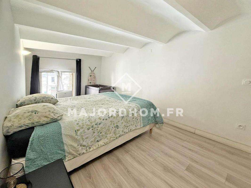 Appartement à MARSEILLE-2E