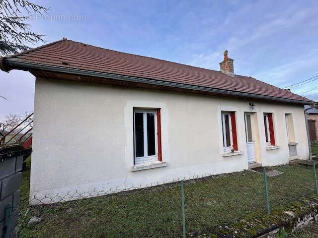 Maison à LORMES