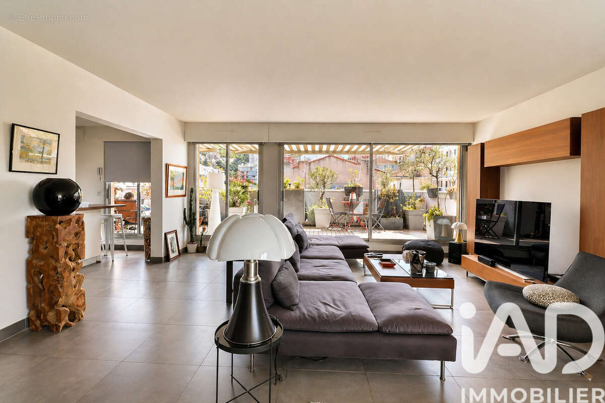 Photo 3 - Appartement à MARSEILLE-7E