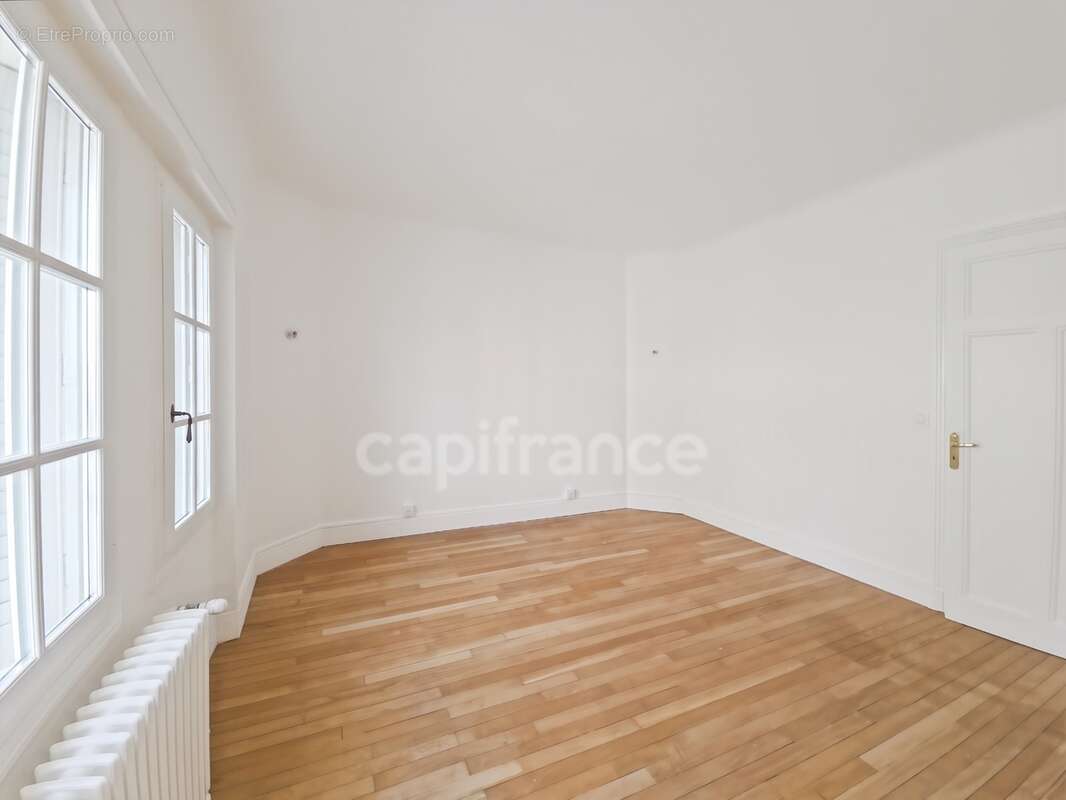 Appartement avec terrasse et parking sécurisé - photo 15