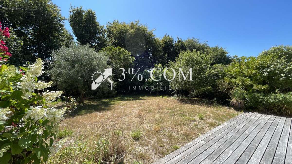 Maison à LARMOR-BADEN