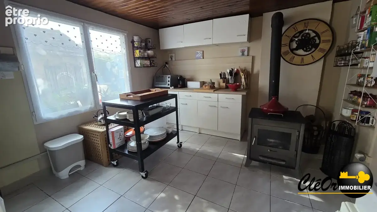 Maison 4 pièces 81 m² à vendre à Saint-Bonnet-En-Bresse (71310) - photo 4