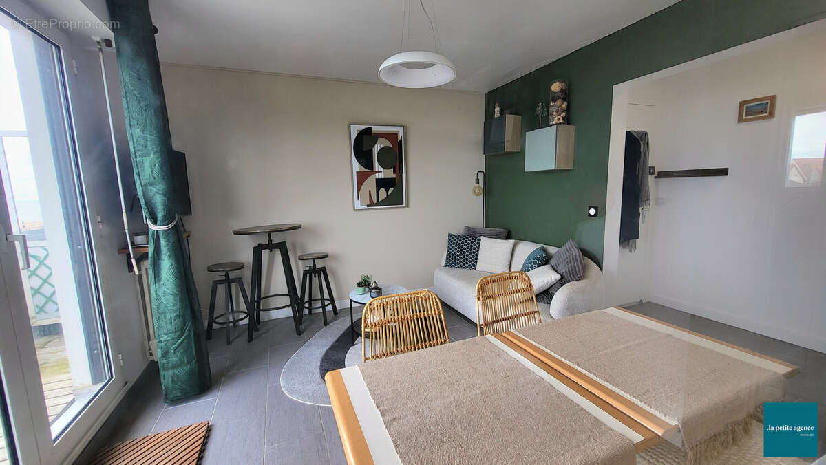 Appartement à MERVILLE-FRANCEVILLE-PLAGE