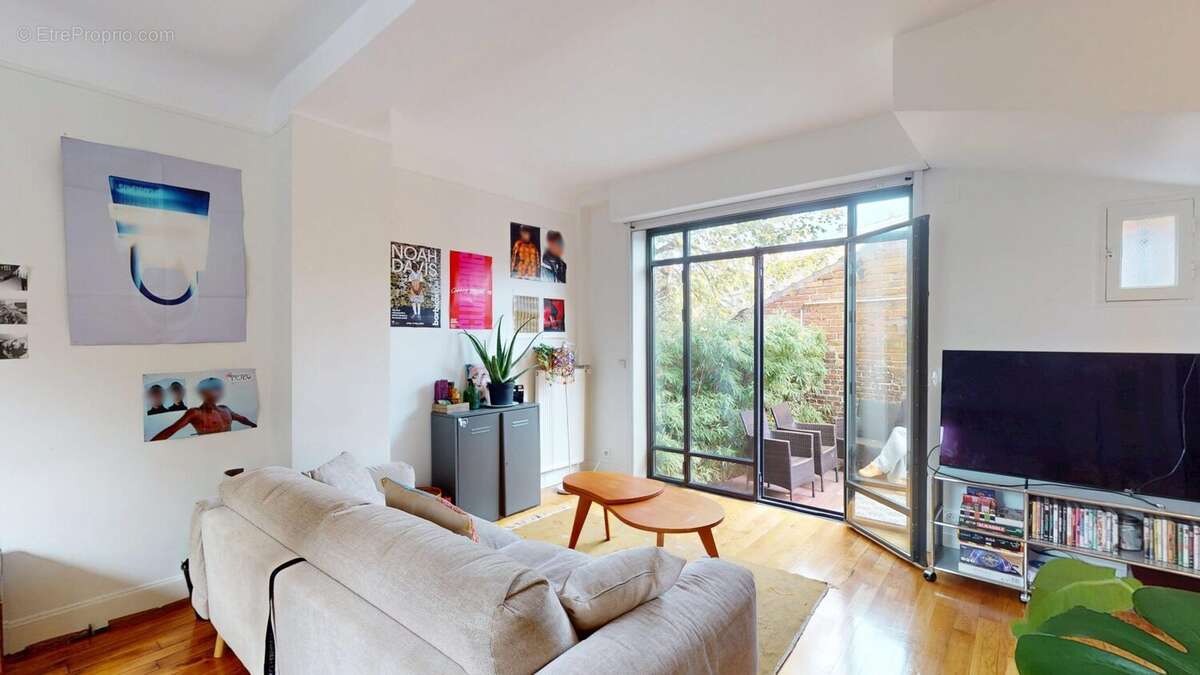 Maison à PARIS-19E