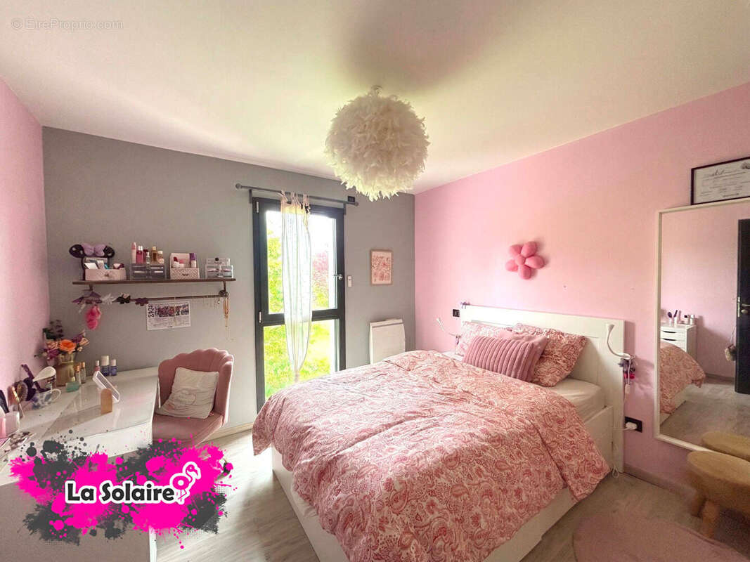 Maison 131 m² à Fontenay  - photo 13