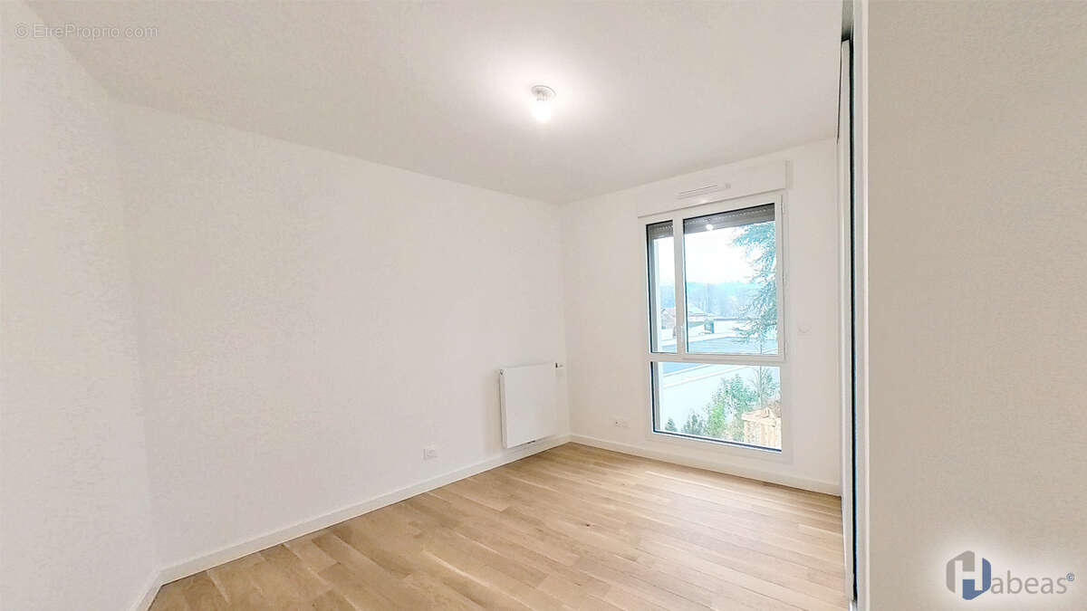 Appartement à VILLE-LA-GRAND