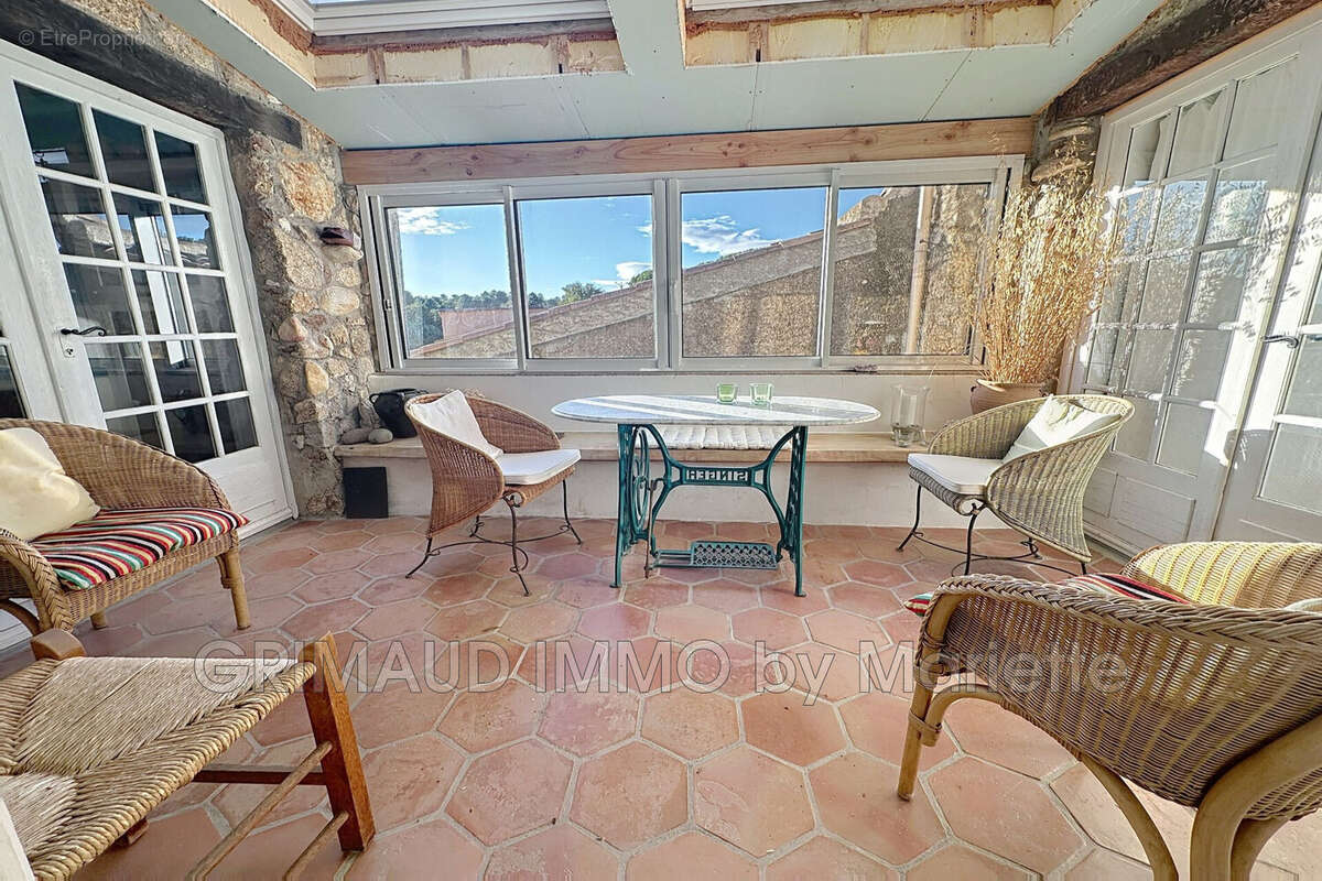 Maison à PLAN-DE-LA-TOUR