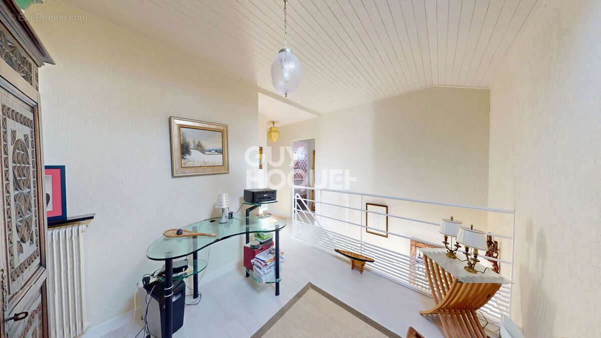 Maison SAINT JEAN DE LUZ 7 Pièces 171 m² - photo 11