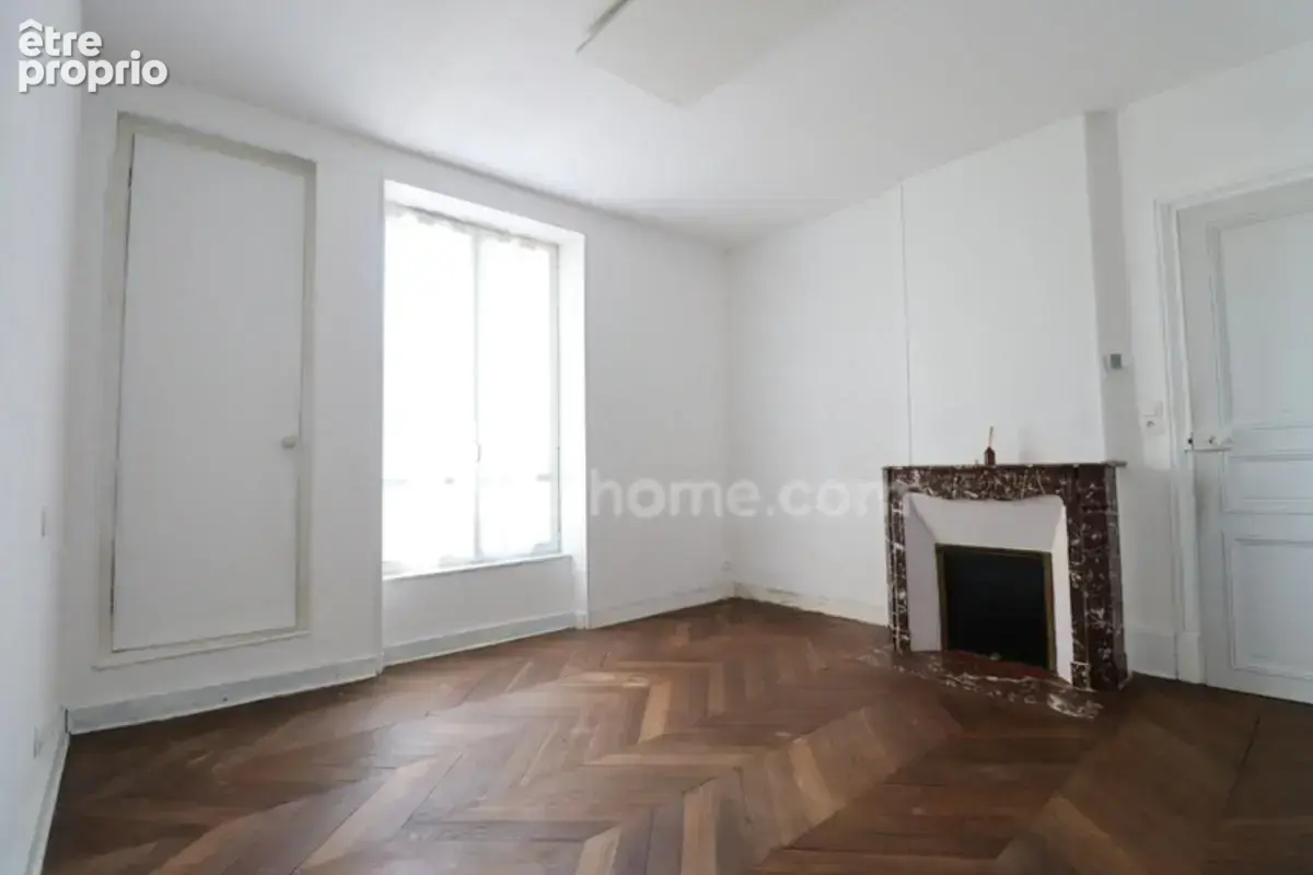 Maison de Charme et de Caractère -175 m² environ - 10 pièces - 7 chambres - Terrain 1450 m² environ - SAINT SULPICE LES FEUILLES - photo 13